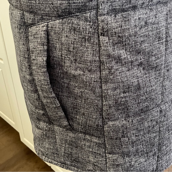 NWT Athleisure Hooded Puffer Jacket Vest Workout Running - Picture 8 of 13